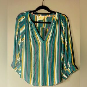 Maeve by Anthropologie M
Striped Blouse Top
Open V Neck
3/4 length sleeve